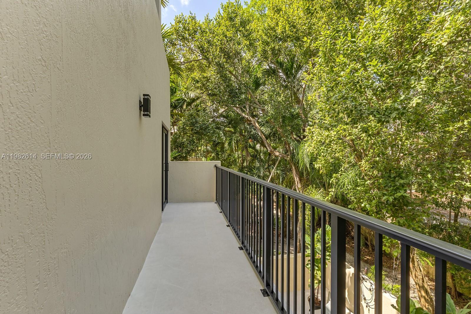 Building Photo - 2400 Brickell Ave