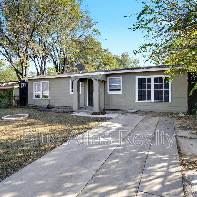 Building Photo - 4024 Wiman Dr