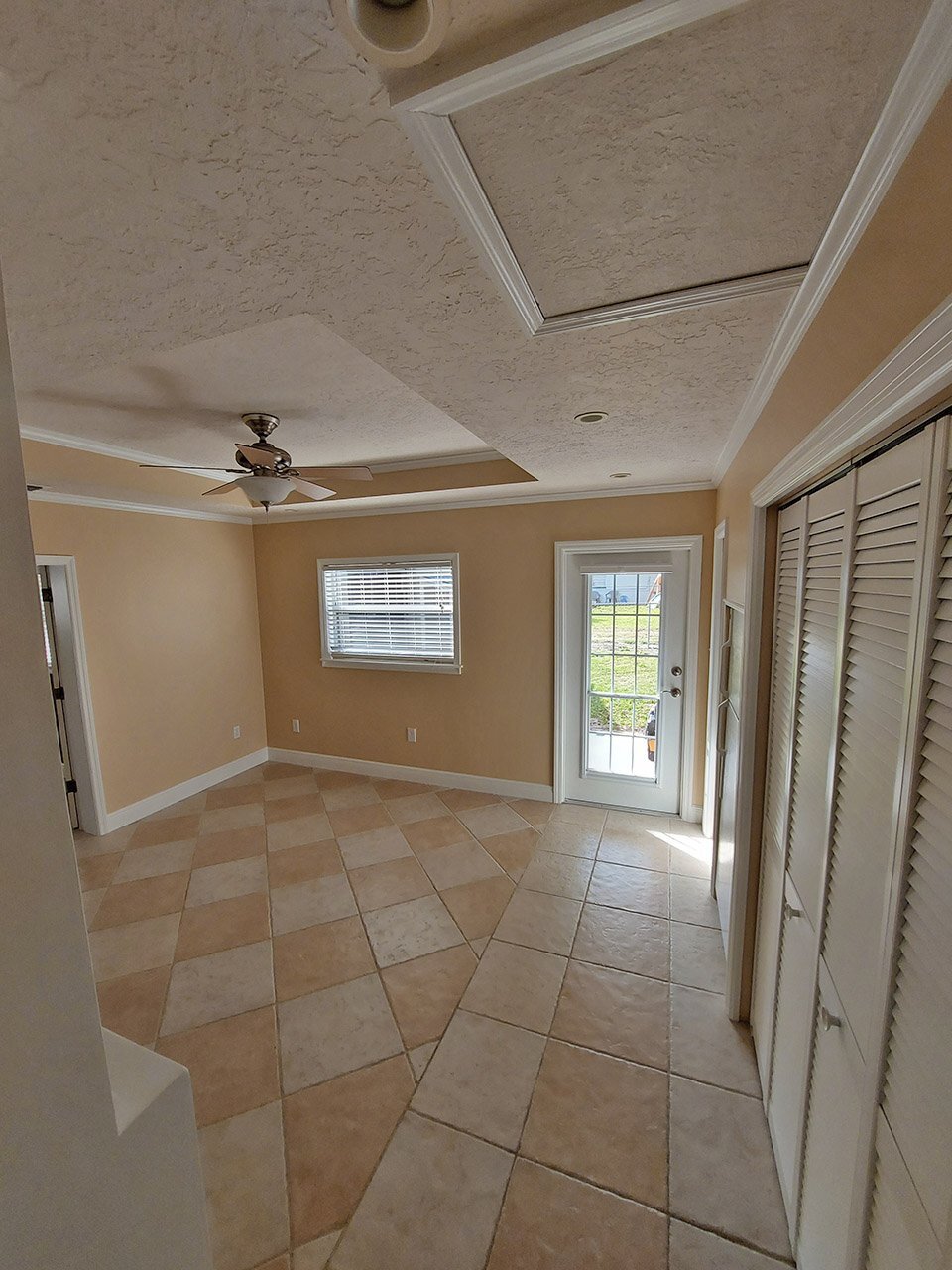 Building Photo - 344 Vesta Cir