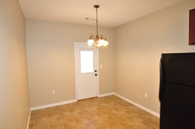 Building Photo - Pine Meadow Circle 213-215