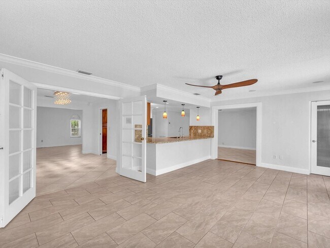 Building Photo - 11762 NW 26th Ct