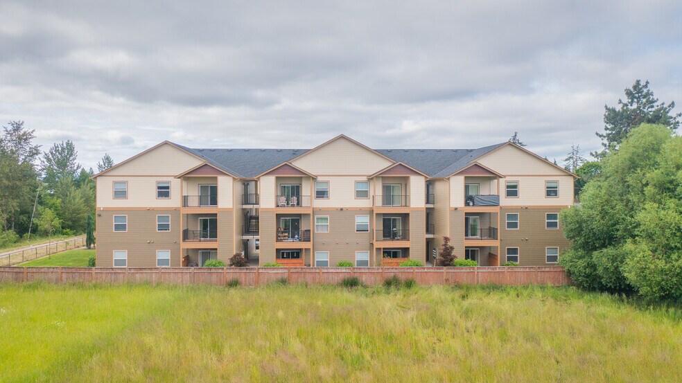 Primary Photo - Riverbend Apartments