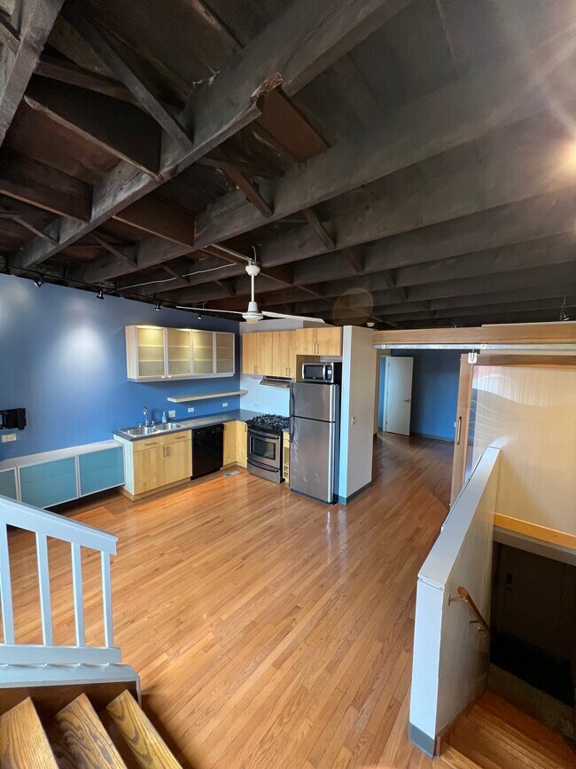 Primary Photo - 2109 Larkins Way