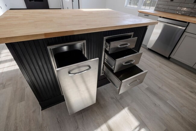 Building Photo - New Construction. 3 bedroom, 2 Bathroom