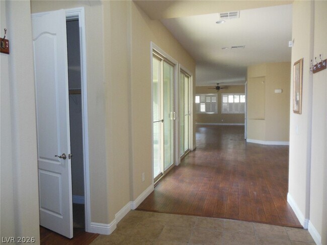 Building Photo - 91 Buckthorn Ridge Ct