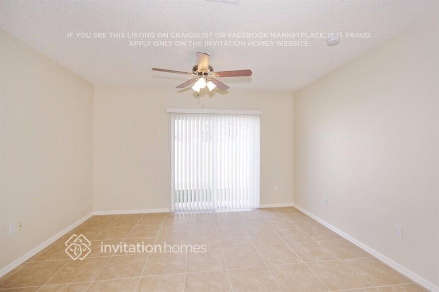 Building Photo - 627 Koala Ct