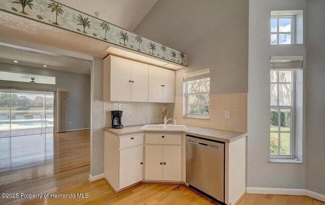 Building Photo - 9178 Rhett Ln