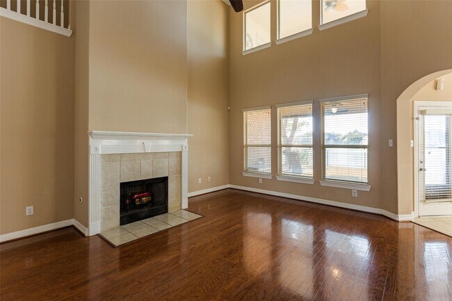 Building Photo - 25311 Hamden Valley Dr