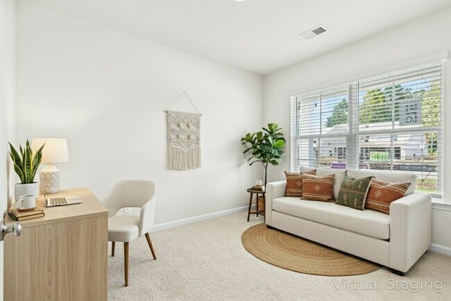 Building Photo - 917 Hayston Wy