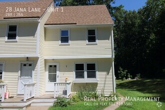 Building Photo - Charming 2 Bedroom Townhouse in Stratham, NH!