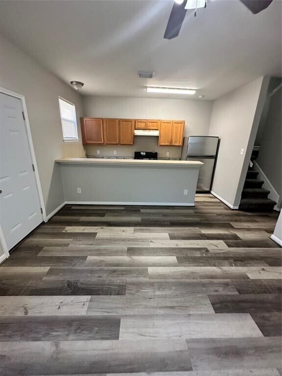 Building Photo - 6406 Waldron Dr