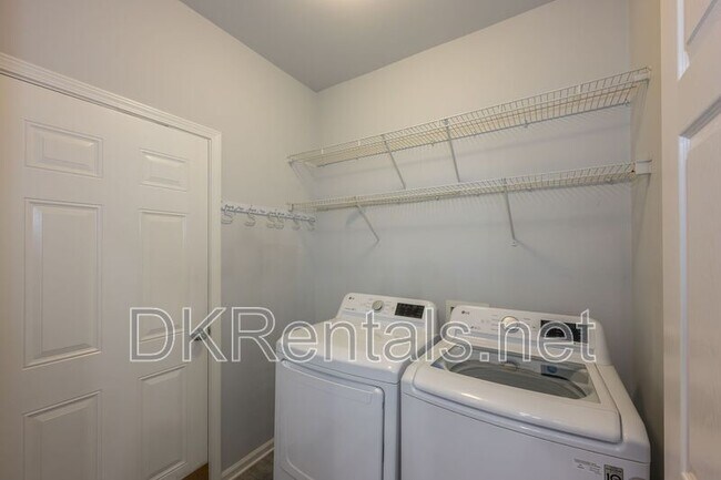 Building Photo - 5192 Centennial Creek View NW