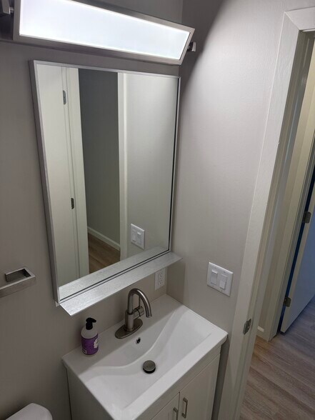 1/2 Bath - 9400 Old Cedar Ave S