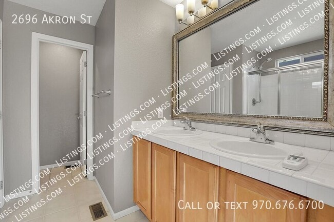 Building Photo - 2696 Akron St