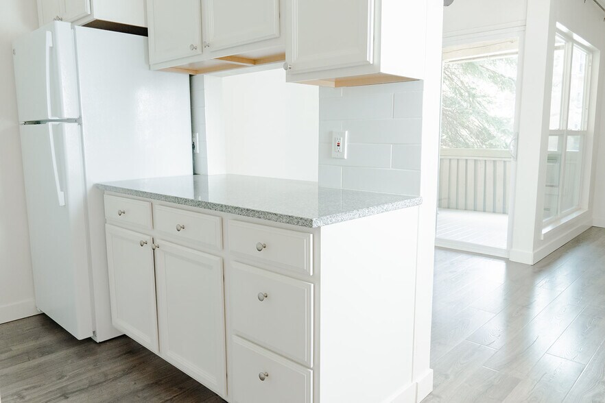 Building Photo - 3030 Oneal Pkwy