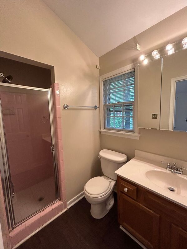 Building Photo - 2728 Berkeley Pointe Dr