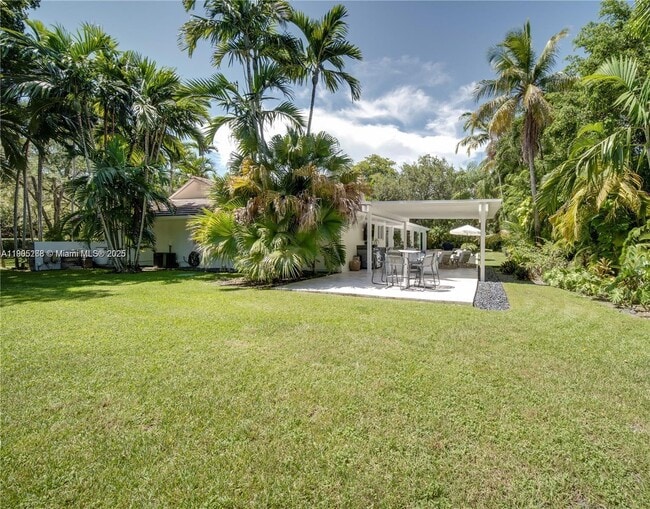 Building Photo - 11905 SW 67th Ave