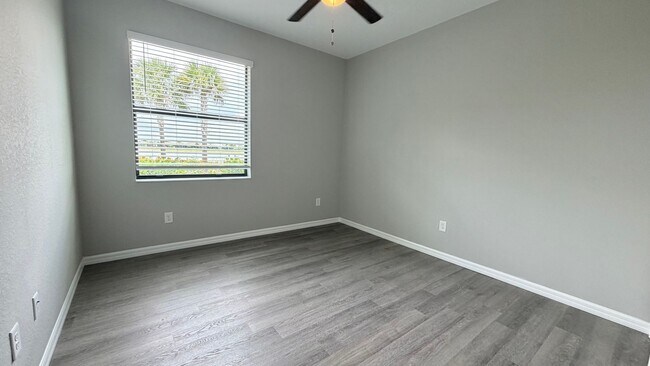 Building Photo - 4 BR home Estero