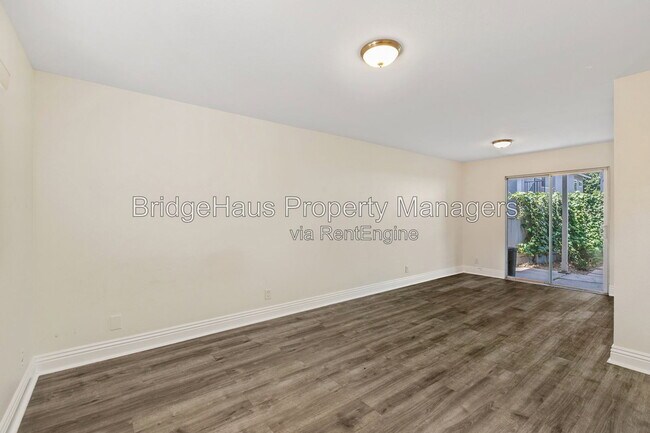 Building Photo - 4435 Tremont St
