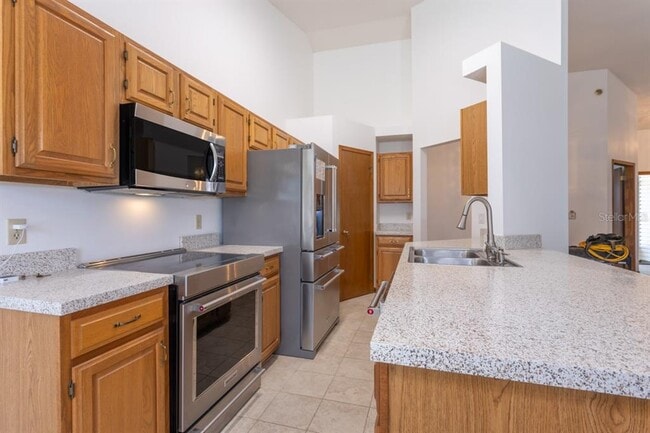 Building Photo - 14180 Hampton Falls Dr N