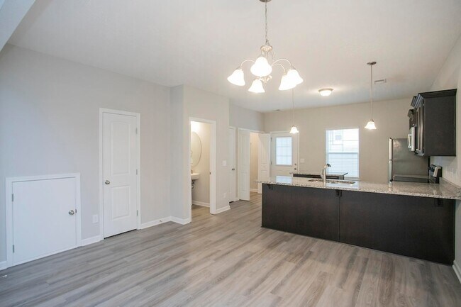 Building Photo - 429 Rick Mccormick Dr
