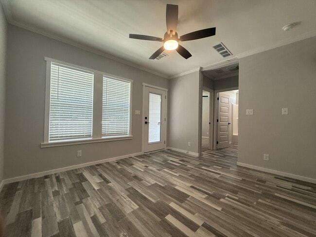 Building Photo - 5715 Camelford Dr