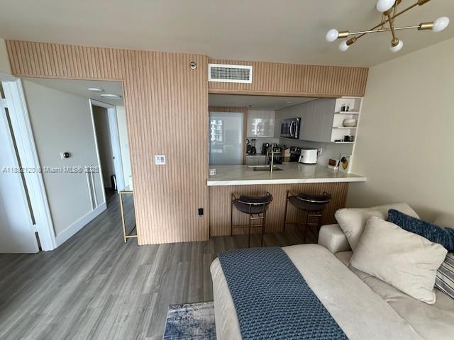 Building Photo - 540 Brickell Key Dr