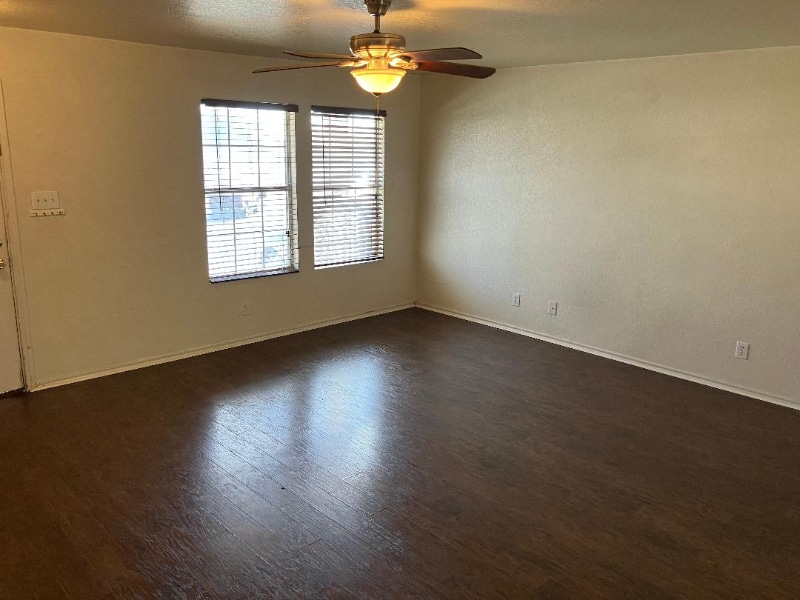 Building Photo - 9910 Amber Ledge