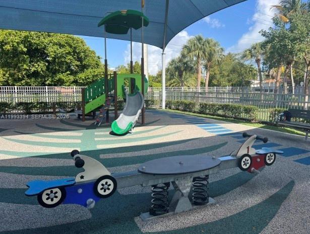 Building Photo - 41 N Shore Dr