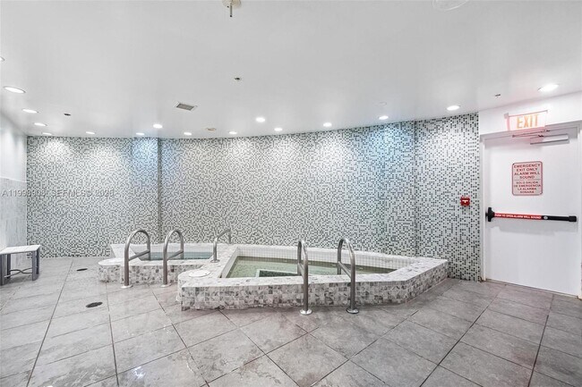 Building Photo - 244 Biscayne Blvd