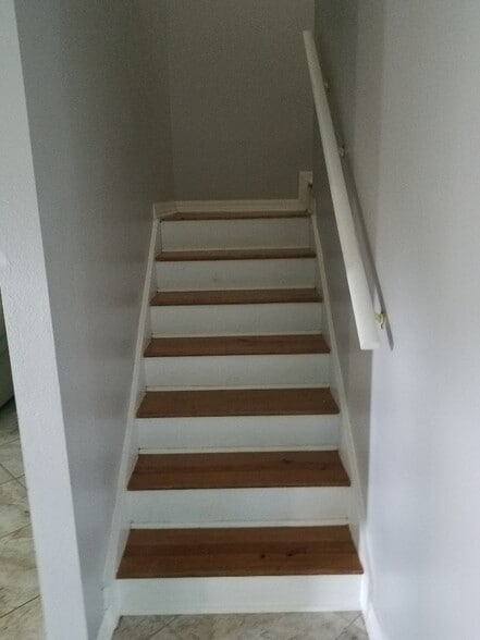 stairs - 6289 Freeport Dr