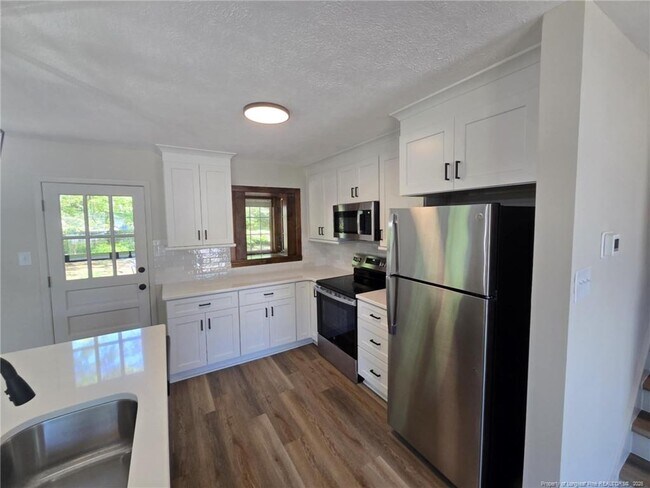 Building Photo - 1819 Cawdor Dr