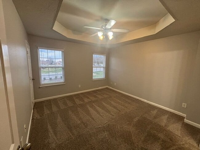 Building Photo - Stewarts Landing Neighborhood, Easy access to I-24