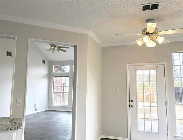 Building Photo - 11112 Newport Dr
