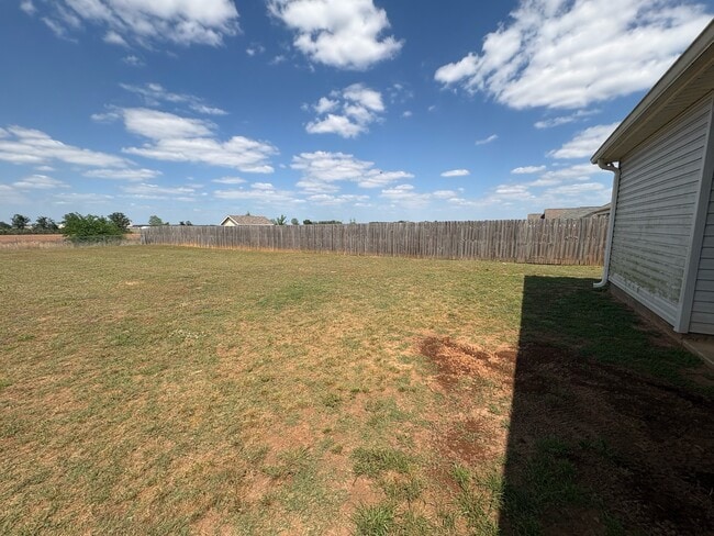 Building Photo - 113 Abigail Ct