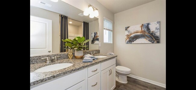 Building Photo - 9585 Heightsview Dr