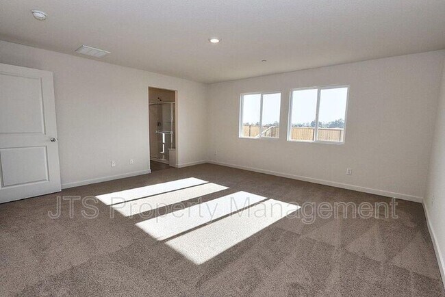 Building Photo - 716 Franklin St