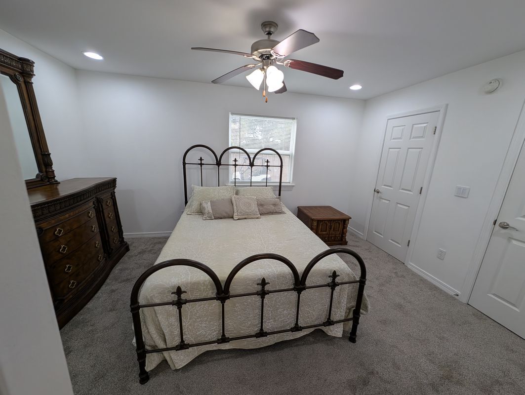 Building Photo - 1282 Beach Blvd