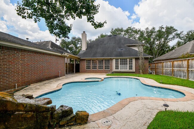 Building Photo - 5322 Pebble Way Ln