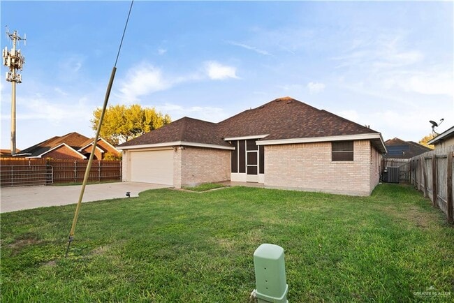 Building Photo - 31 Midlands Cir