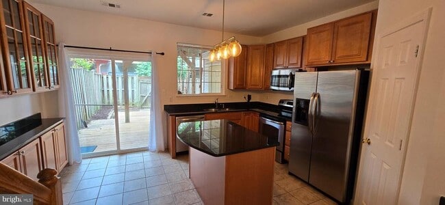 Building Photo - 2436 Old Farmhouse Ct