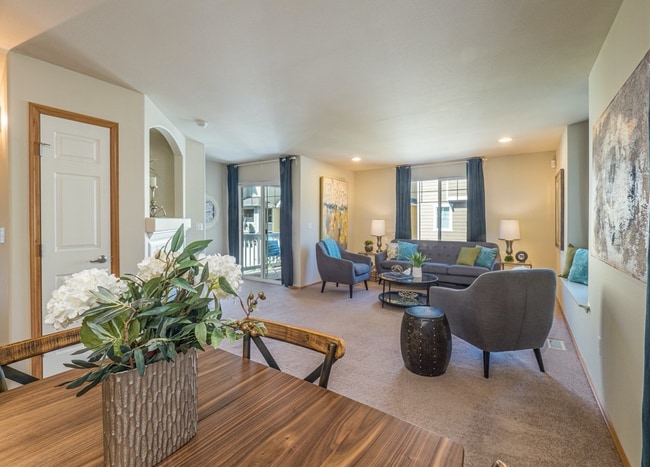 Building Photo - Bright and Modern 3bed Home in Perfect Location