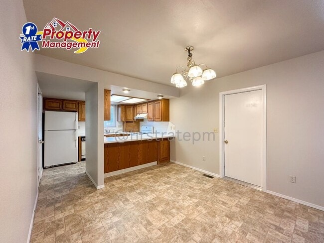 Building Photo - 7590 W Camas St