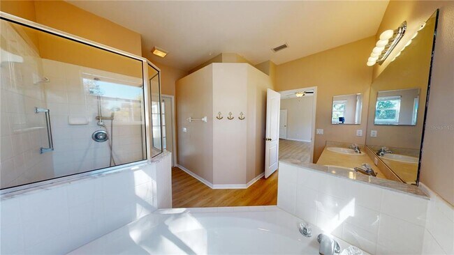 Building Photo - 1853 Atlantic Dr