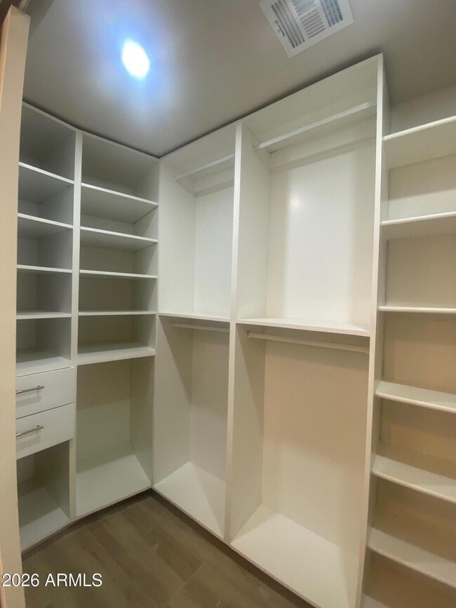 Building Photo - 7606 E Vía De Lindo