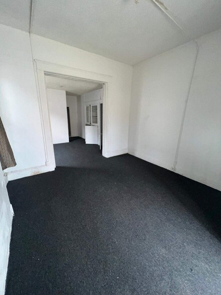 Primary Photo - 1100 Myrtle Ave