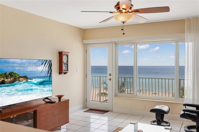 Primary Photo - 300 Oregon St