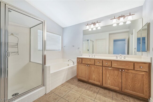 Building Photo - 367 Dogleg Dr