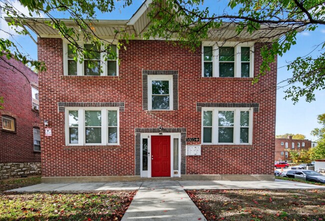 Building Photo - 5803 S Kingshighway Blvd