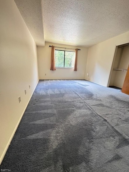 Building Photo - 1005 Edison Glen Terrace